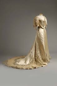 debutante dress 1890s