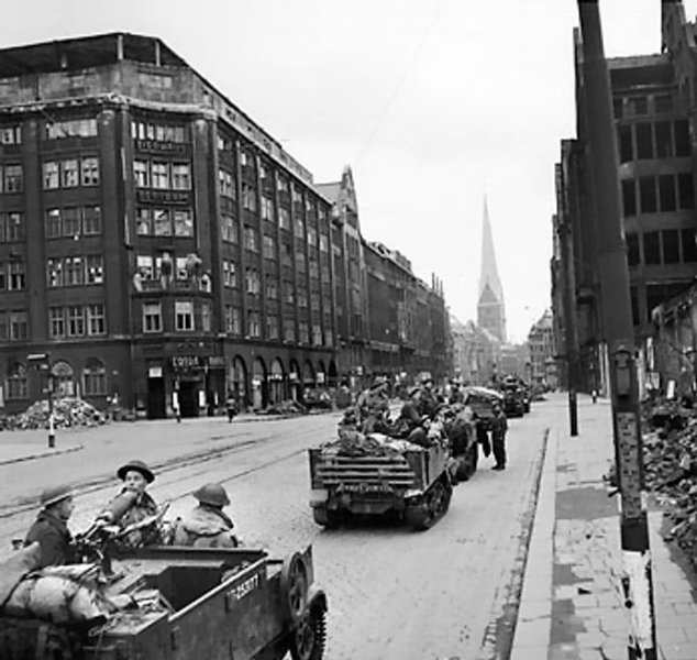 British troops entering Hamburg, 3rd May 1945