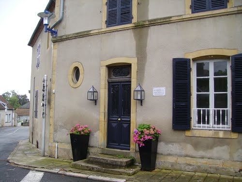 Place Irène Némirovsky in Issy-l'Evêque.