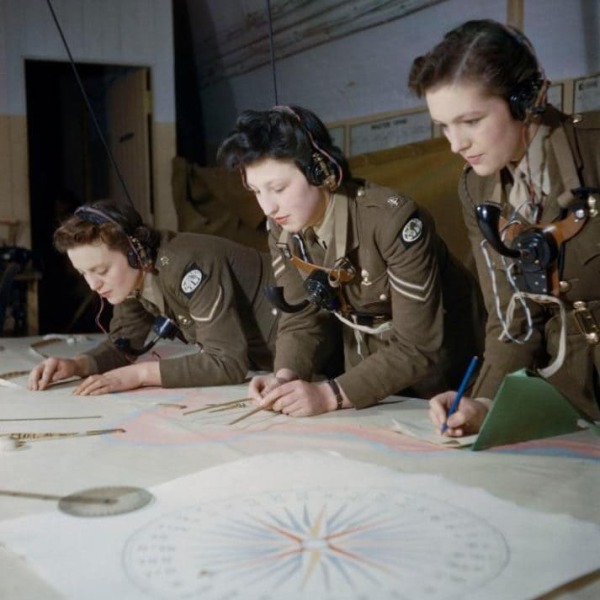 ATS plotters at work at Coastal Artillery Headquarters Dover Dec '42