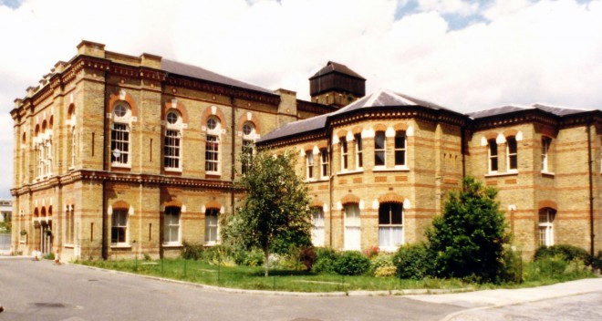 CINEMA-MUSEUM-EXTERIOR