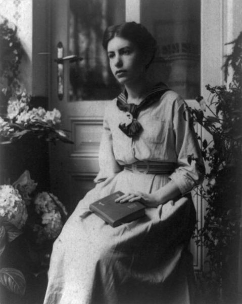 anna freud 1911jpg