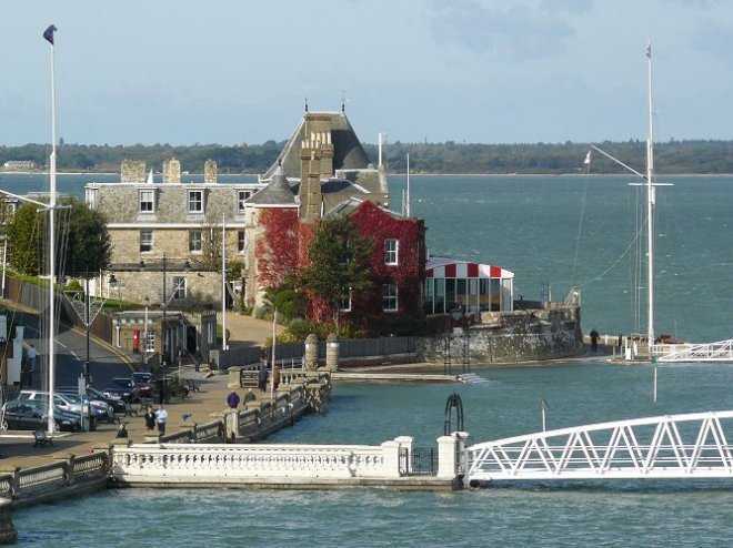 royal_yacht_squadron_cowes